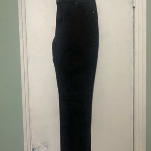 Black skinny jeans